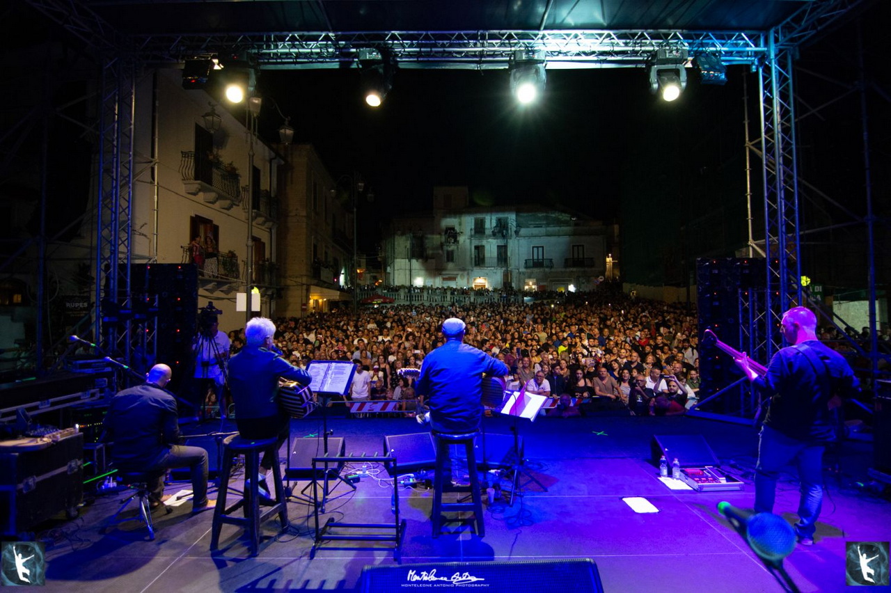 Kaulonia Tarantella Festival b