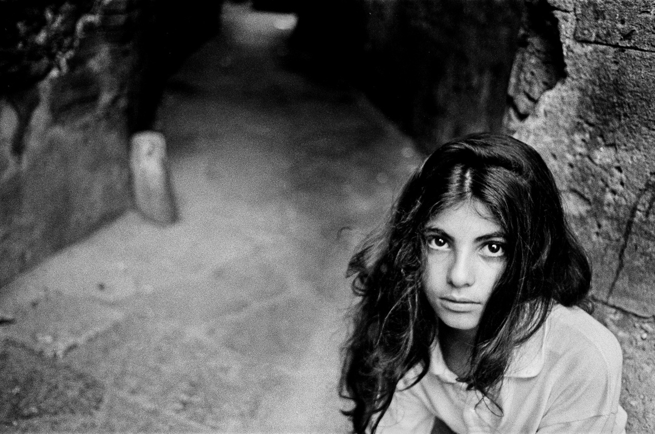 Letizia Battaglia Via Calderai Palermo, 1991 © Archivio Letizia Battaglia