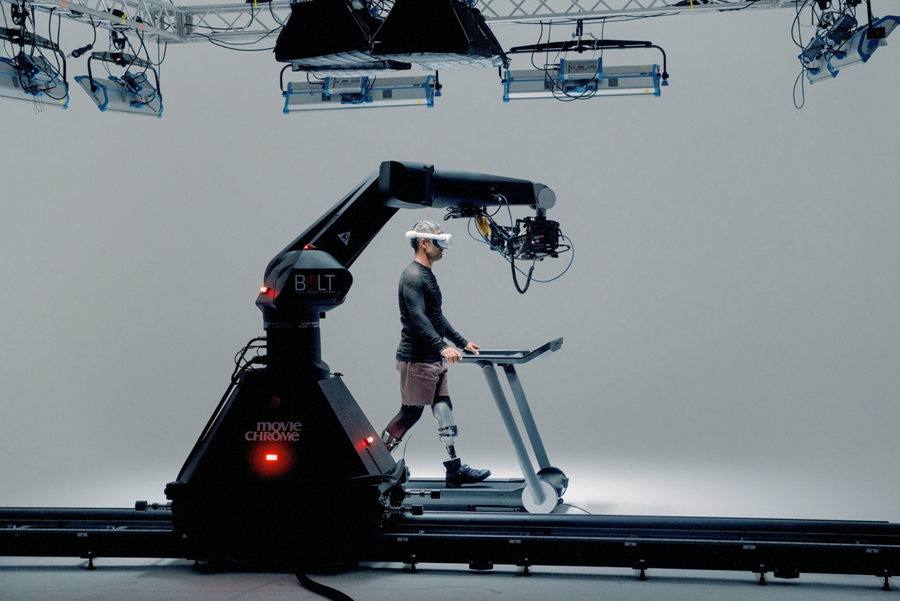 DIVERGENCES 2023 Federica Sasso with Luca Pagan and Italian Institute of Technology Ars Electronica Film biosensors VR sound 1