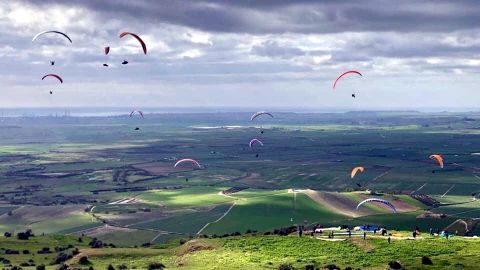 Il volo in deltaplano e parapendio alle soglie del nuovo anno