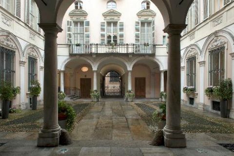 Il cortile di Palazzo Biandrate Aldobrandino di San Giorgio