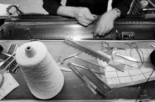 Solo la maglia - La tradizione tessile a Carpi nelle fotografie di Ferdinando Scianna