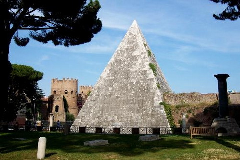 Il 25 aprile alla piramide grande festa della liberazione