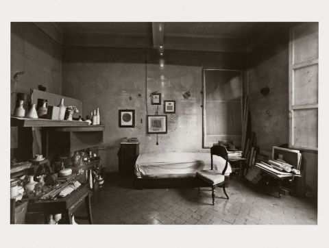 Gianni Berengo Gardin, Lo studio, 1993, stampa ai sali d'argento, Archivio Gianni Berengo Gardin, Milano 