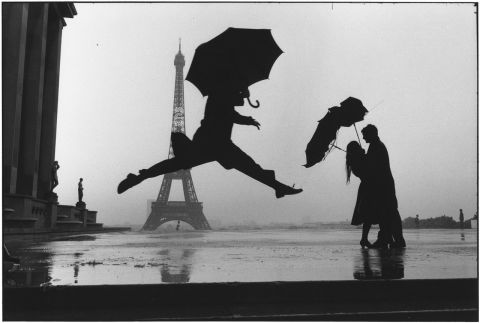 02 – Elliott Erwitt, FRANCE, Paris. 1989 © Elliott Erwitt 
