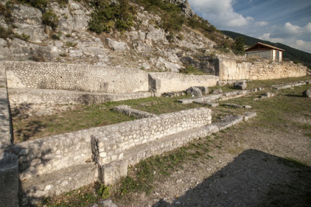 Santuario di Ercole Curino