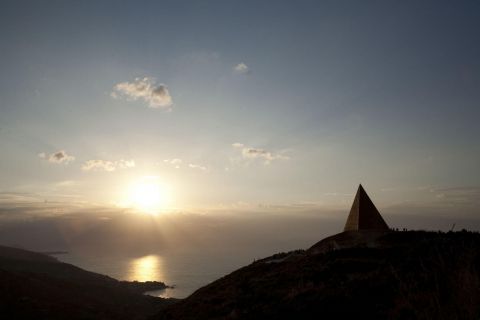 Piramide 38° Parallelo