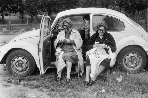 Lunedì di Pasquetta a Piano Battaglia, 1974 © Letizia Battaglia