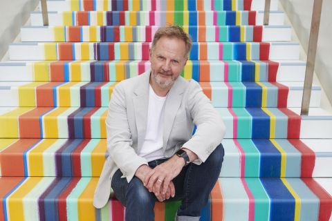 Ian Davenport "Holding Center"